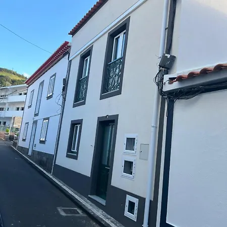 Apartment Esperanca House 2